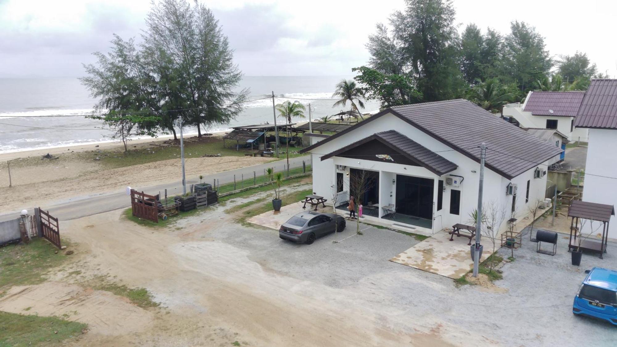 Kamalia Villas Kampung Penarik Exterior foto